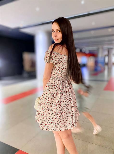 alina rai stepmom|Алина Рай .